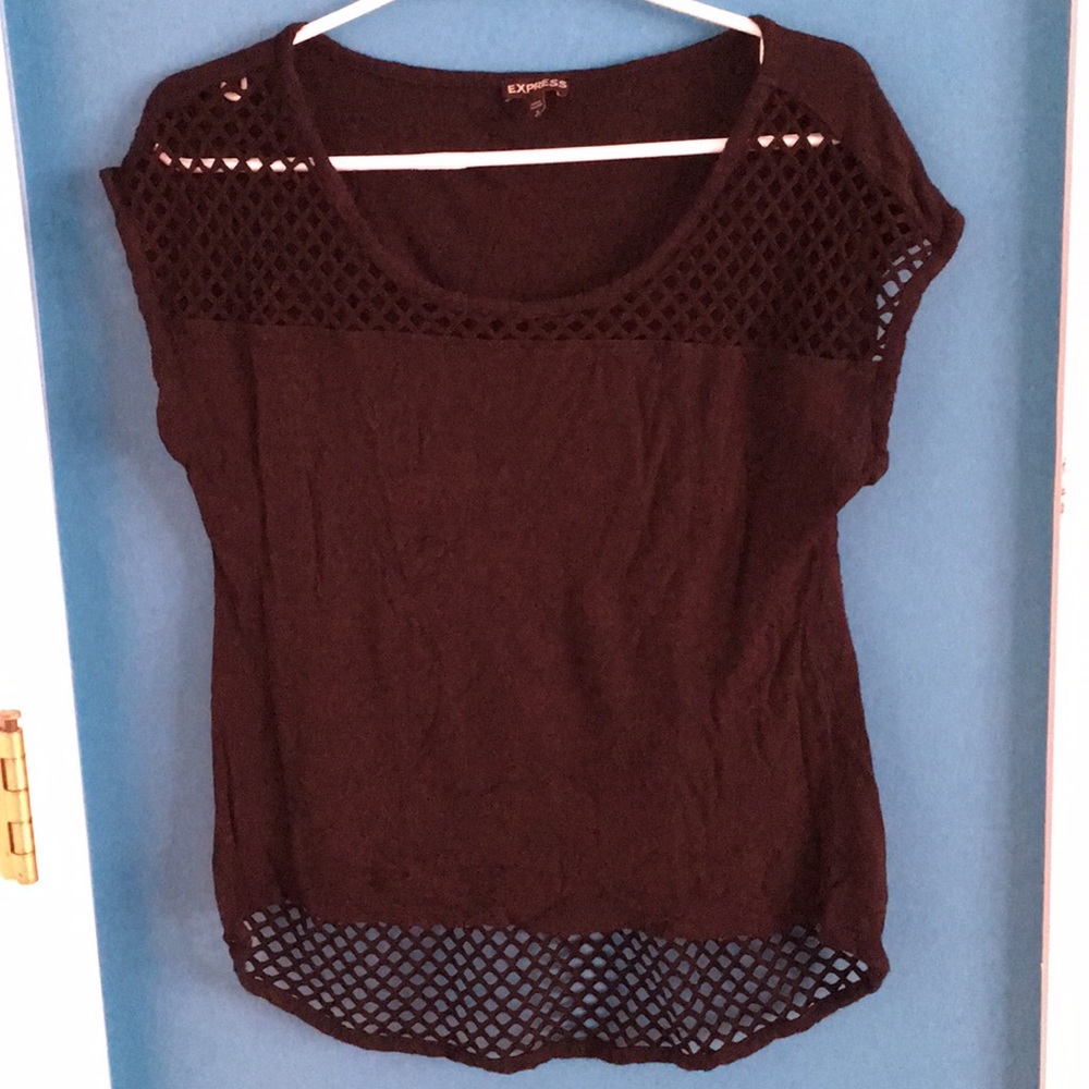 Express cutout tee